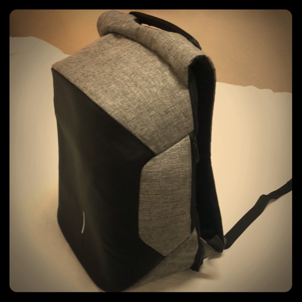 Nordace Urban Max Smart Backpack